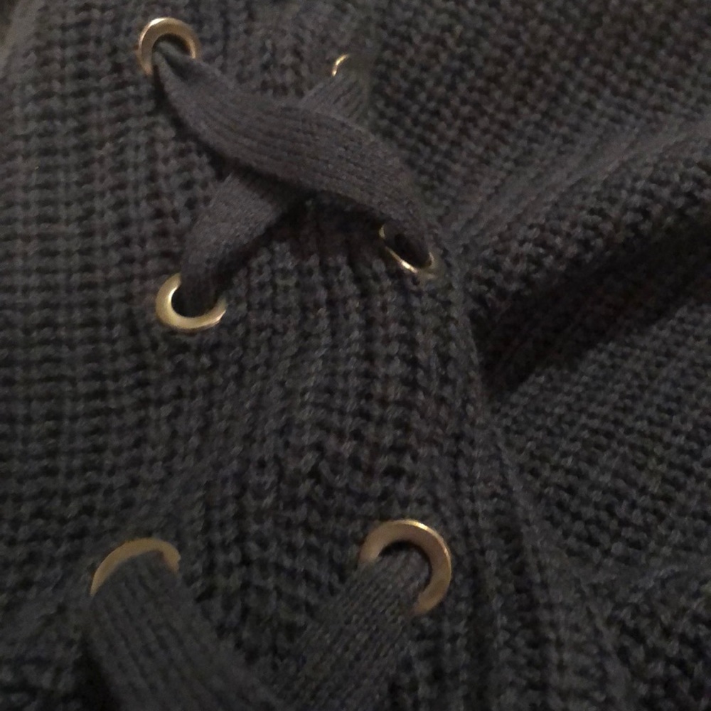 Sweater - Picture 2 of 2